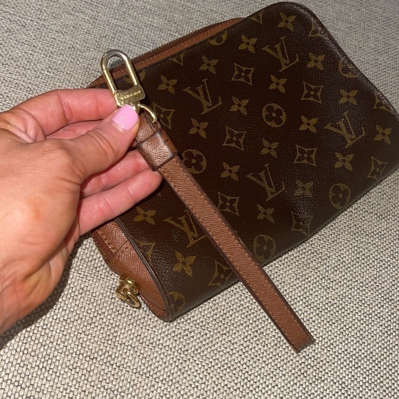 LOUIS VUITTON Orsay Wristlet / Clutch / Wallet - Picture 14 of 16